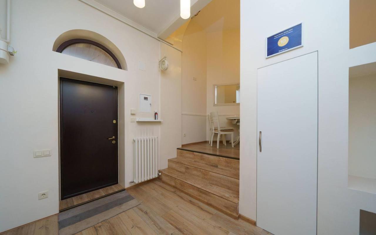Family Apart Odesa Exterior photo