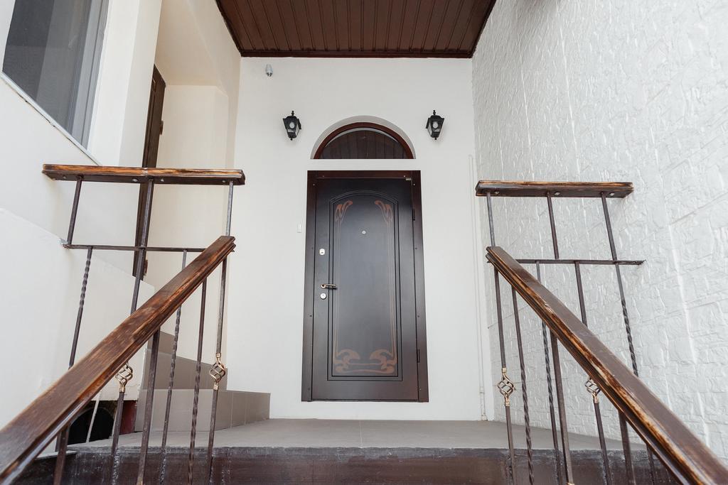 Family Apart Odesa Exterior photo